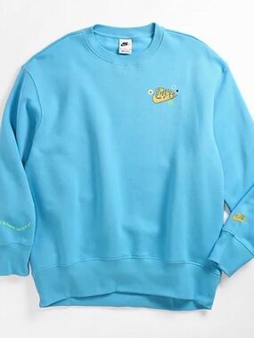 Nike Sky Blue Crewneck Sweatshirt with Small Yellow Logo